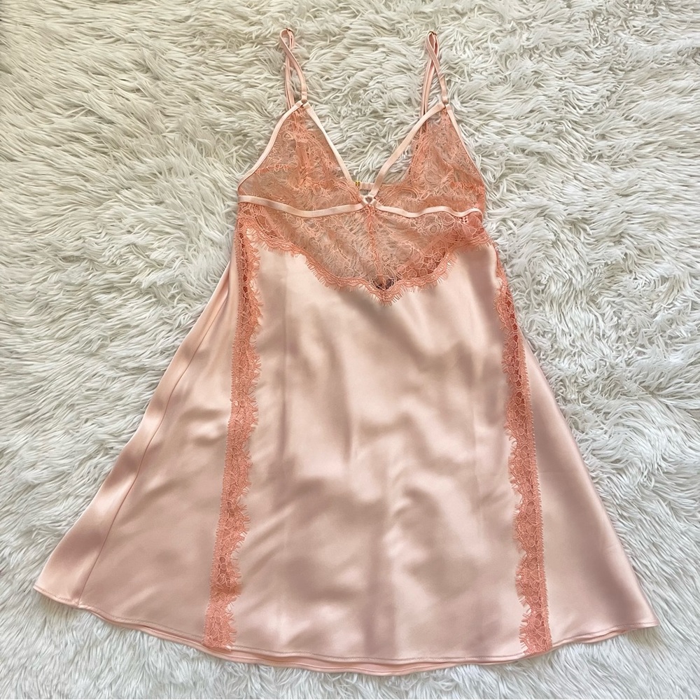 Victoria's Secret Pink Lace Chemise